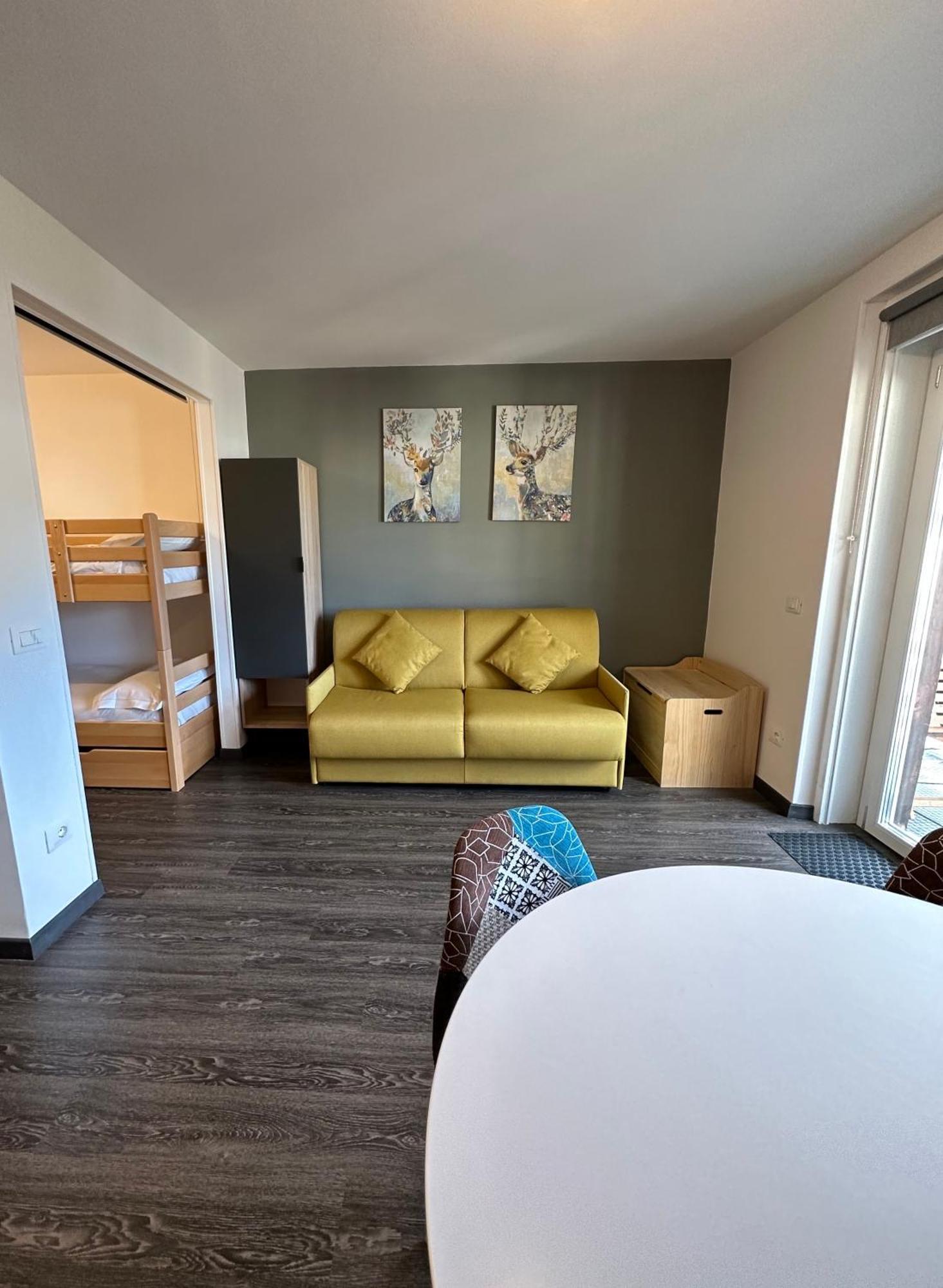 ברויל-קרוויניה Stay In Cervinia Deluxe Apartment מראה חיצוני תמונה